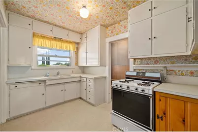 35209 Avenue E, Yucaipa, CA 92399 - Photo 10