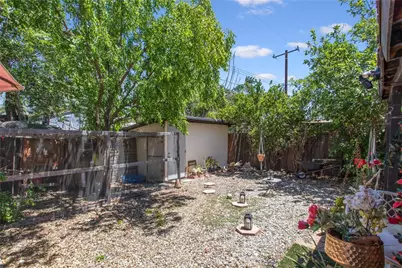 24546 E Little 3rd, San Bernardino, CA 92410 - Photo 20