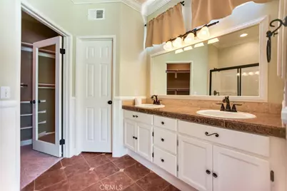 27442 Barcelona, Corona, CA 92883 - Photo 6