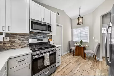 9290 Hot Springs, Corona, CA 92883 - Photo 6
