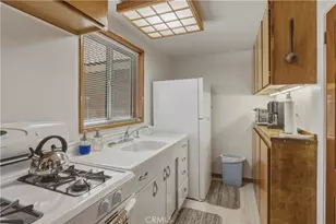 22980 Crest Forest, Crestline, CA 92325 - Photo 20