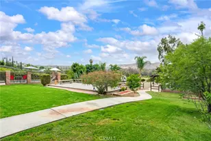 2886 McAllister St, Riverside, CA 92503 - Photo 32