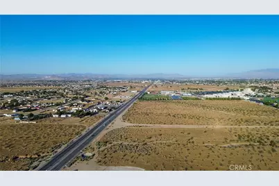 11 Palmdale, Victorville, CA 92395 - Photo 1