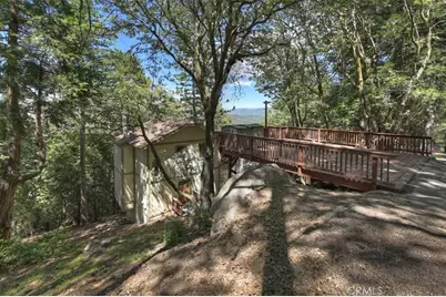 955 Coulter Pine, Crestline, CA 92325 - Photo 2