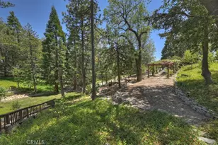 27487 Matterhorn, Lake Arrowhead, CA 92352 - Photo 18