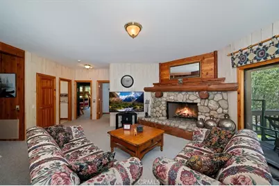 27487 Matterhorn, Lake Arrowhead, CA 92352 - Photo 24