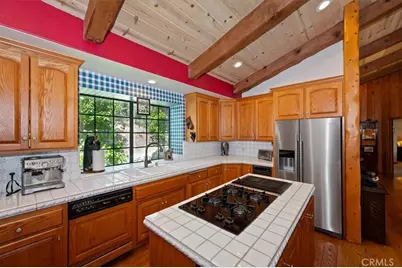 27487 Matterhorn, Lake Arrowhead, CA 92352 - Photo 14