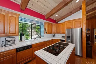 27487 Matterhorn, Lake Arrowhead, CA 92352 - Photo 14