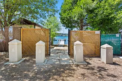 211 S211, Lake Arrowhead, CA 92352 - Photo 2