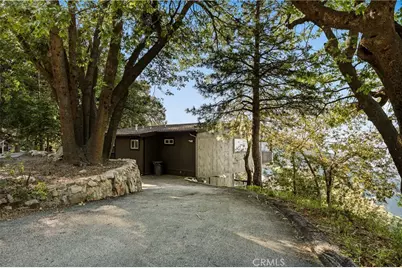 31537 Old City Creek, Running Springs, CA 92382 - Photo 4