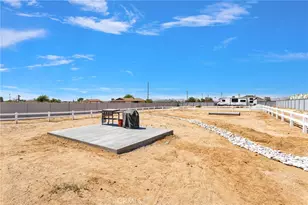 22620 Laurel, Apple Valley, CA 92308 - Photo 38