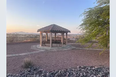 18550 Eucalyptus, Hesperia, CA 92345 - Photo 8