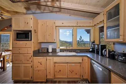 764 Menlo, Big Bear Lake, CA 92315 - Photo 20