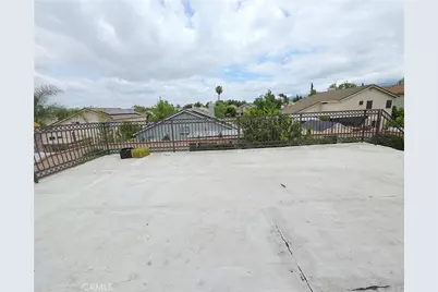 911 Homestead Road, Corona, CA 92878 - Photo 12