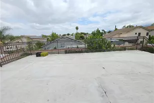 911 Homestead Rd, Corona, CA 92878 - Photo 12