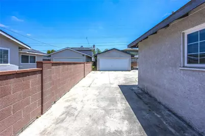 8082 San Heron, Buena Park, CA 90620 - Photo 20
