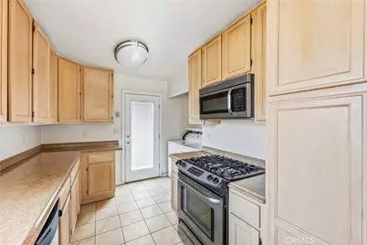 8082 San Heron, Buena Park, CA 90620 - Photo 10
