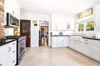 18 W Cypress Avenue, Redlands, CA 92373 - Photo 20