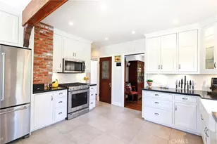 18 W Cypress Ave, Redlands, CA 92373 - Photo 22