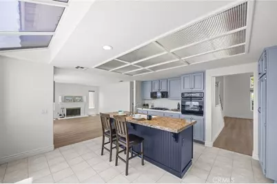 13 Del Pizzoli, Lake Elsinore, CA 92532 - Photo 10