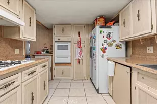 13919 Riviera, Victorville, CA 92395 - Photo 16