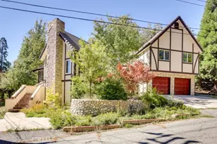 196 Hillcrest Ct, Lake Arrowhead, CA 92352 - Photo 2