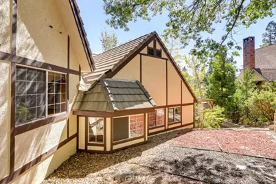 196 Hillcrest Court, Lake Arrowhead, CA 92352 - Photo 10