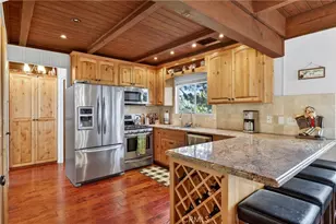 1341 Calgary Dr, Lake Arrowhead, CA 92352 - Photo 6