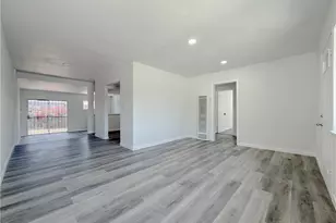 938 E 103rd Pl, Los Angeles, CA 90002 - Photo 12
