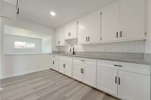 938 E 103rd Pl, Los Angeles, CA 90002 - Photo 6