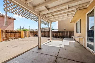 13736 Sunshine Terrace, Victorville, CA 92394 - Photo 10