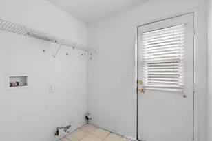 13736 Sunshine Terrace, Victorville, CA 92394 - Photo 16
