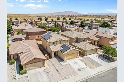13736 Sunshine Terrace, Victorville, CA 92394 - Photo 32