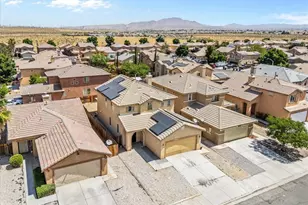 13736 Sunshine Terrace, Victorville, CA 92394 - Photo 32