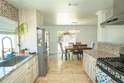 685 S Smoketree Avenue, Rialto, CA 92376 - Photo 14