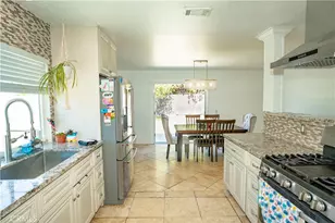 685 S Smoketree Ave, Rialto, CA 92376 - Photo 14