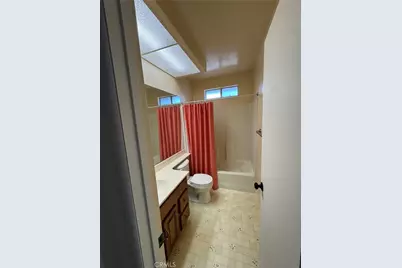 16363 Mallory, Fontana, CA 92335 - Photo 10