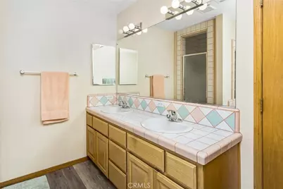 13675 Spring Valley Parkway, Victorville, CA 92395 - Photo 18