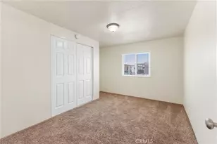 17455 Marygold Ave, Bloomington, CA 92316 - Photo 14