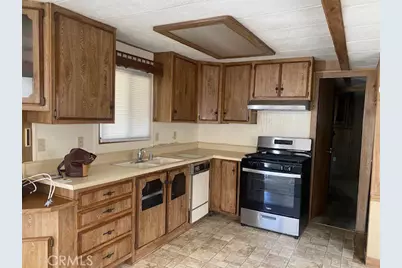 984 Acorn, San Jacinto, CA 92583 - Photo 6