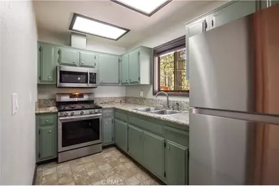 629 Sugarloaf Boulevard, Big Bear City, CA 92314 - Photo 6