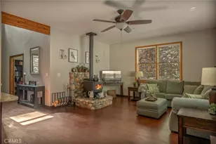 123 Bambi Trail, Crestline, CA 92325 - Photo 4