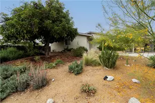 25 Dale Ln, Redlands, CA 92373 - Photo 2