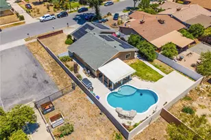17343 Anastasia, Fontana, CA 92335 - Photo 36