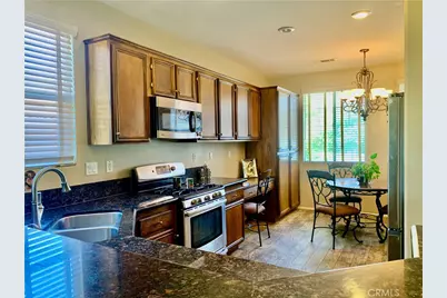 34209 Sherwood, Yucaipa, CA 92399 - Photo 4