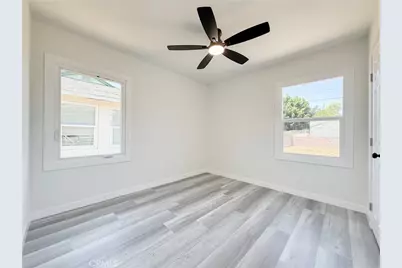 519 S Holly Street, Compton, CA 90221 - Photo 18