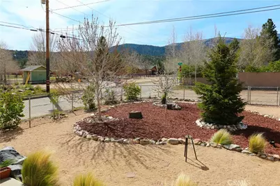 2097 Fox, Big Bear City, CA 92314 - Photo 12