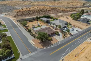 13740 Hidden Valley Rd, Victorville, CA 92395 - Photo 28