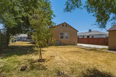 1564 Genevieve, San Bernardino, CA 92405 - Photo 4