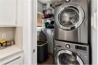 338 E 99th, Los Angeles, CA 90003 - Photo 10